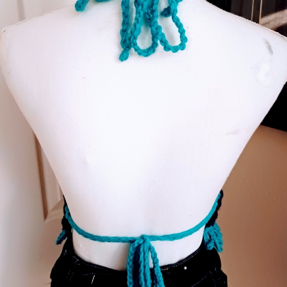 Crop top - Picture 3 of 4